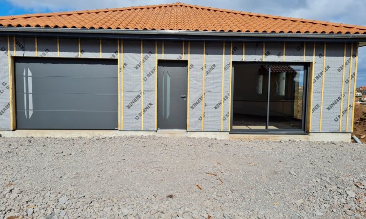 Construction neuve : Menuiseries et porte d'entrée en Aluminium 